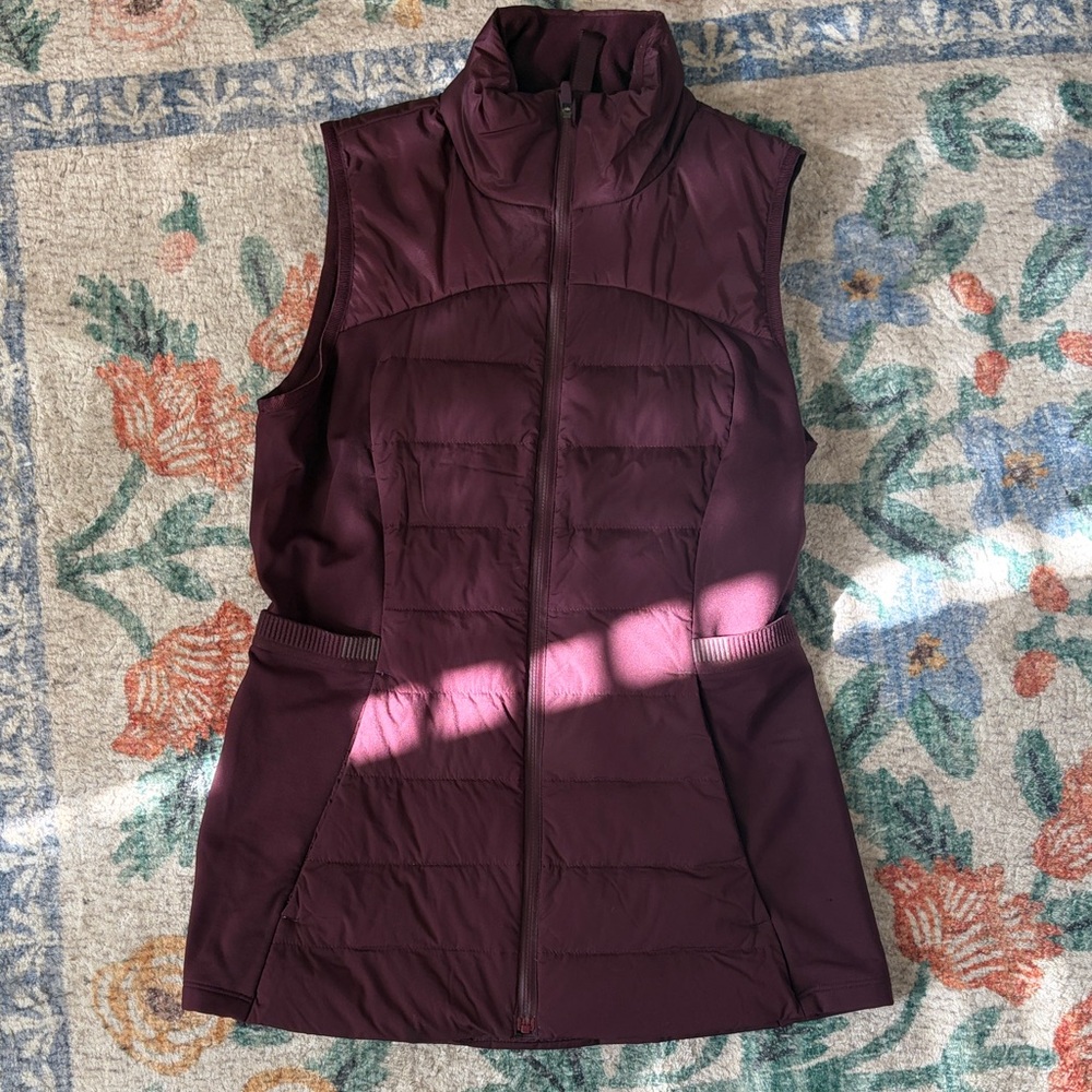 Women's Quilted Sleeveless Vest - Wine
